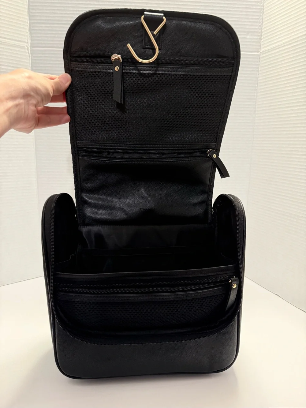 Stackers Black Hanging Washbag Travel Toiletry Bag Makeup Cosmetic Organizer